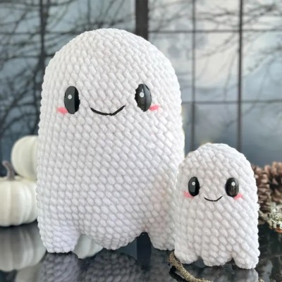 Big and Mini Ghost Crochet Toys